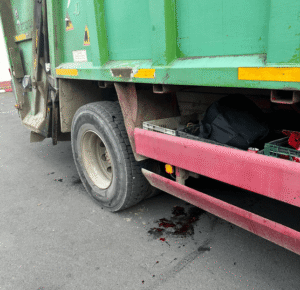 Masina de gunoi accident